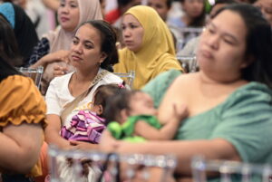 Photo of SM Cares advocates safe spaces for breastfeeding moms with ‘Free to Feed’ initiative