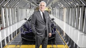 Photo of Lawrence Stroll increases Aston Martin shareholding after ‘incredible’ sales demand