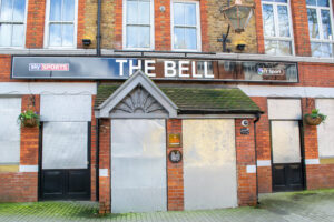 Photo of London has most pub closures in first six months of 2023 in England