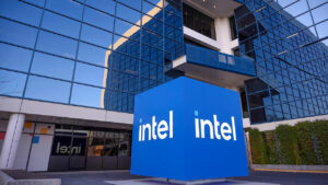 Photo of Intel shelves planned chip operation expansion in Vietnam — source