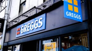 Photo of Greggs announce 160 new branch openings