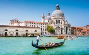 Photo of Tickets go on sale for Venice day trippers in trial scheme