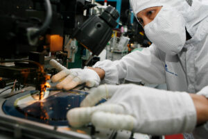 Photo of Becoming a manufacturing powerhouse remains a pipe dream for Philippines