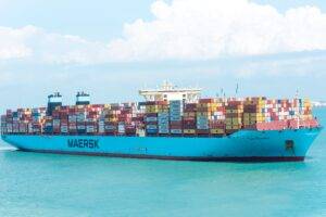 Photo of Maersk pauses shipping operations in Red Sea indefinitely after new attacks
