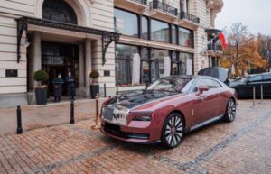 Photo of Rolls-Royce new electric model helps Sussex based luxury carmaker set new sales record