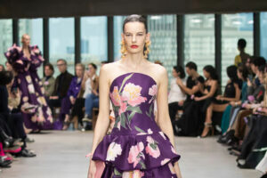 Photo of Power blooms in Carolina Herrera’s show at New York Fashion Week