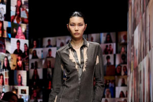Photo of Milan Fashion Week: Dolce & Gabbana plays with the tuxedo for womenswear