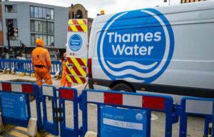 Photo of Thames Water Lenders Enlist EY as Debt Deadline Nears