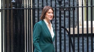 Photo of Rachel Reeves to introduce new debt rule, unlocking £50bn for UK investment