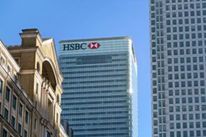 Photo of HSBC slashes costs by 8% in $1.5bn drive as it scales back net-zero pledges