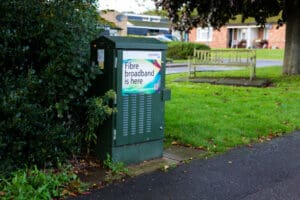 Photo of UK on track for nationwide full-fibre broadband rollout by 2027, says Ofcom