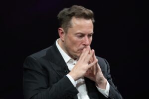 Photo of Elon Musk blames ‘massive’ cyberattack for X outage