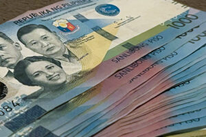 Photo of Peso jumps to P55 level as weak US data fuel Fed cut bets