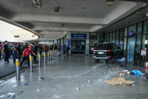 Photo of Two die as car crashes into NAIA Terminal 1