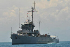 Photo of Philippines, US scrap live-fire naval drill after old ship sinks in rough seas