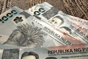 Photo of Peso ends lower on weak Q1 GDP growth