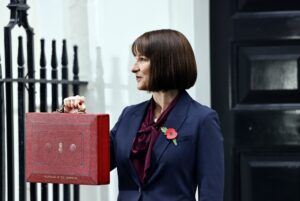 Photo of Business confidence hits highest level since October budget as Trump delays tariffs